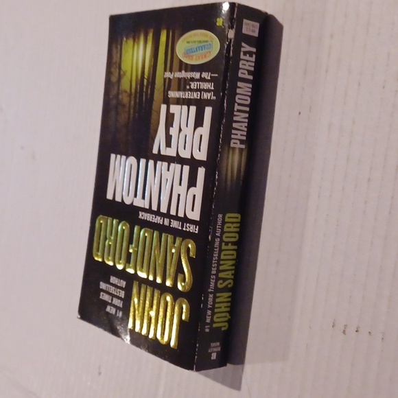 $4 Add-on "Phantom Prey" by John Sandford - Paperback Novel - Picture 3 of 7